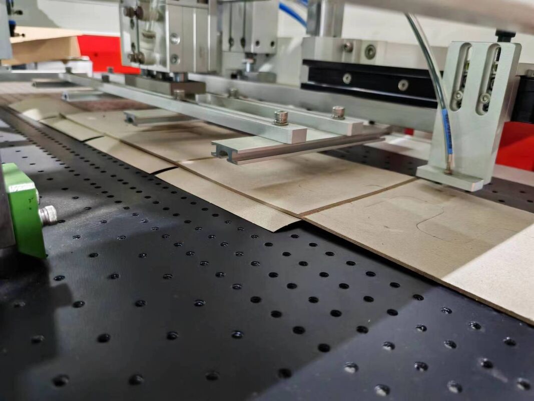 Intelligent High-Speed Drawewr-Style Box Manufacturing System 20-30pcs/min cocok untuk kotak anggur kotak tabung