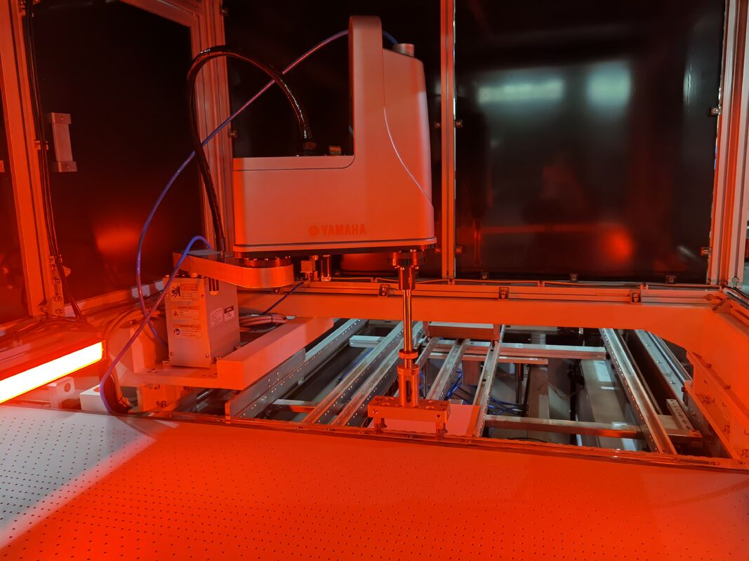 PLC Dengan Antarmuka Layar Sentuh Mesin Posisi Otomatis Kecepatan Produksi Otomatis 35-45 pcsmin